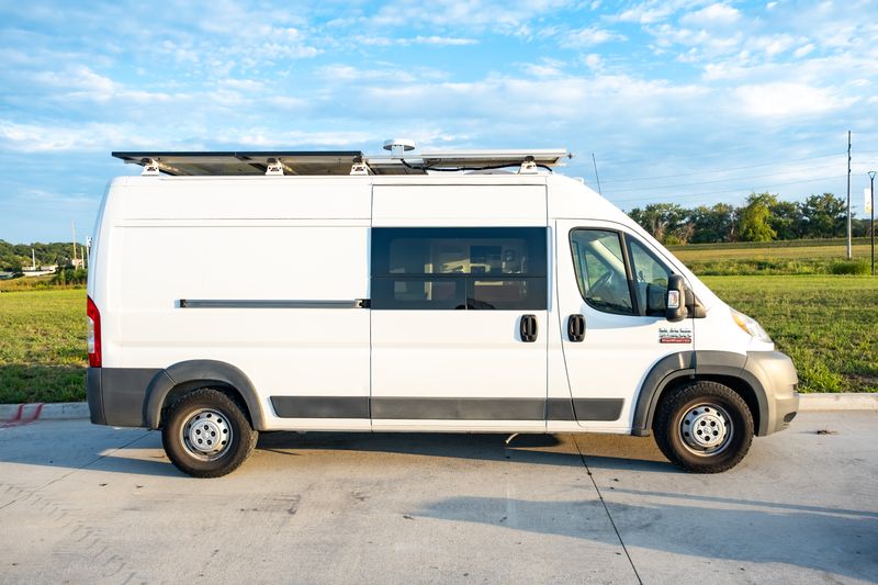 Picture 1/34 of a 2017 Ram Promaster 2500 Campervan - Make an offer! for sale in Des Moines, Iowa