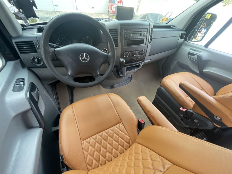 Picture 5/27 of a 2011 Sprinter 2500 (off-grid + stealth) for sale in Bay Shore, New York