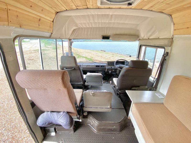 Picture 5/19 of a Toyota Coaster Off Grid Camper Van for sale in Tahlequah, Oklahoma