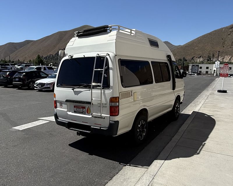 Picture 2/22 of a 1996 Toyota Hiace campervan for sale in Santa Cruz, California