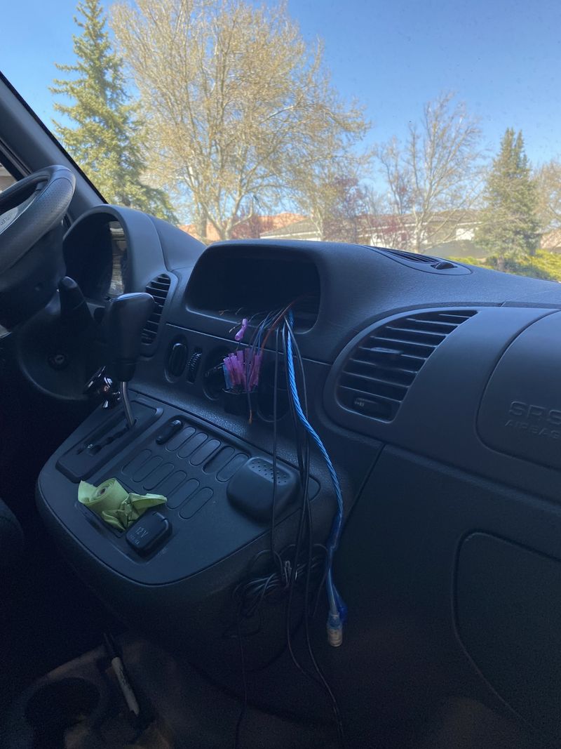 Picture 3/22 of a 2006 DODGE SPRINTER 2500 for sale in Reno, Nevada