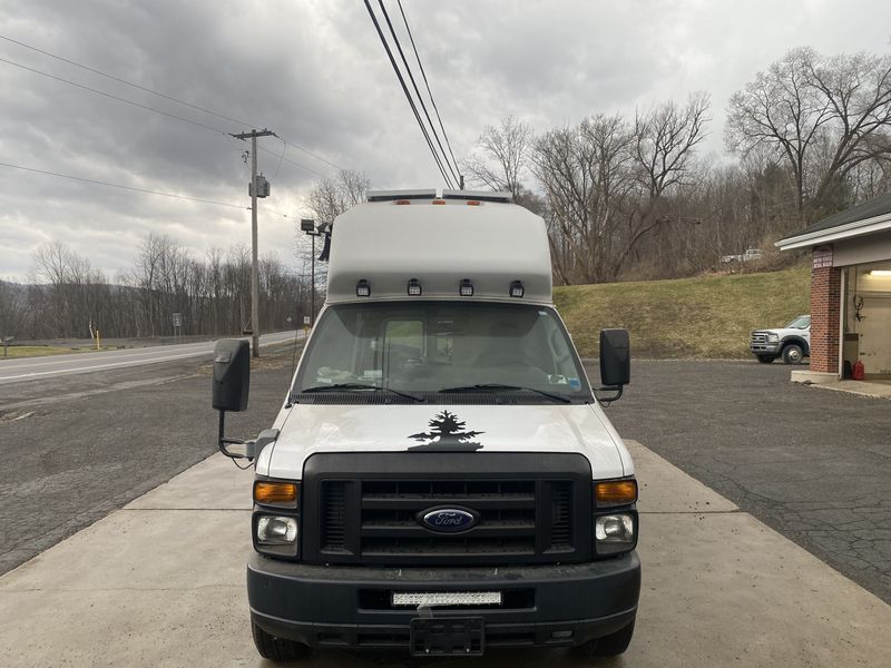 Picture 5/18 of a 2009 Ford Econoline E-350 EXT CONVERSION  for sale in Binghamton, New York