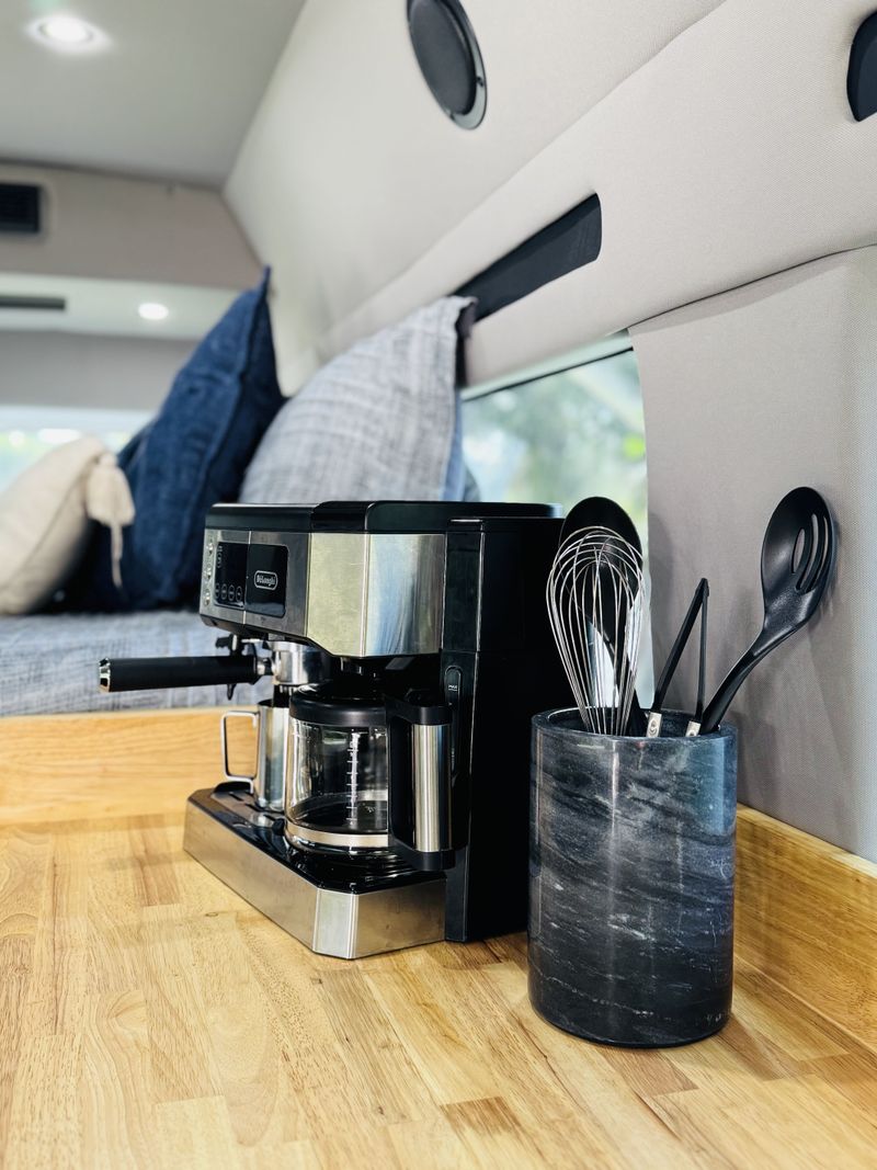 Picture 4/24 of a BRAND NEW Renovation on RAM ProMaster 2500 Window Van for sale in Pompano Beach, Florida