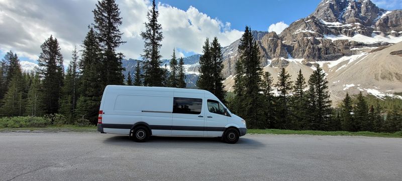 Picture 2/26 of a 2012 Sprinter - 25k Engine Miles - Great Layout for Families for sale in Elkhart, Indiana