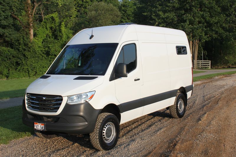 Picture 4/6 of a 2019 Freightliner Sprinter 2500 Diesel 4X4 for sale in Plymouth, Michigan