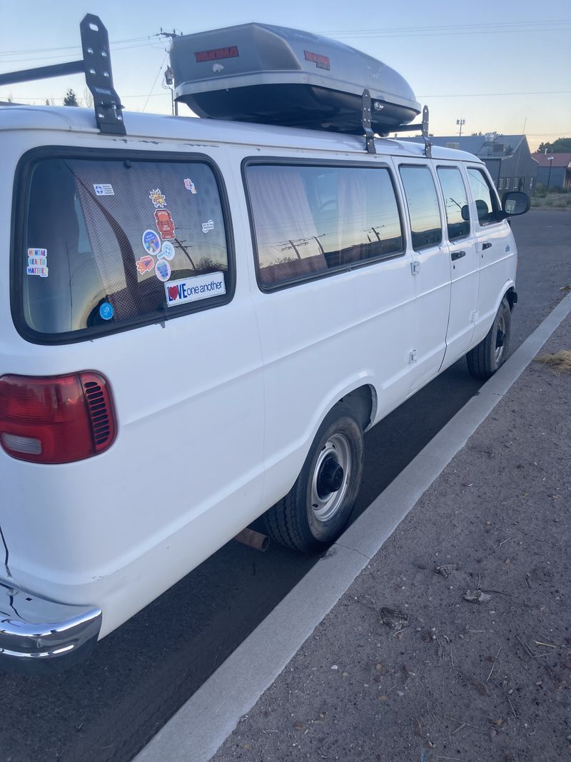 Picture 3/11 of a 2000 Dodge Ram Wagon 3500 Maxi for sale in Vernal, Utah