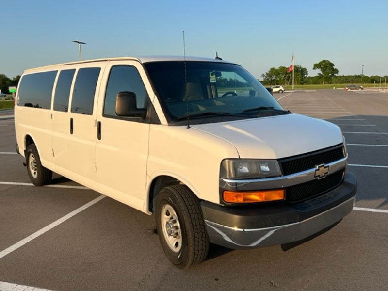 Picture 2/28 of a 2014 chevrolet express 3500 extended passenger van for sale in Nashville, Tennessee