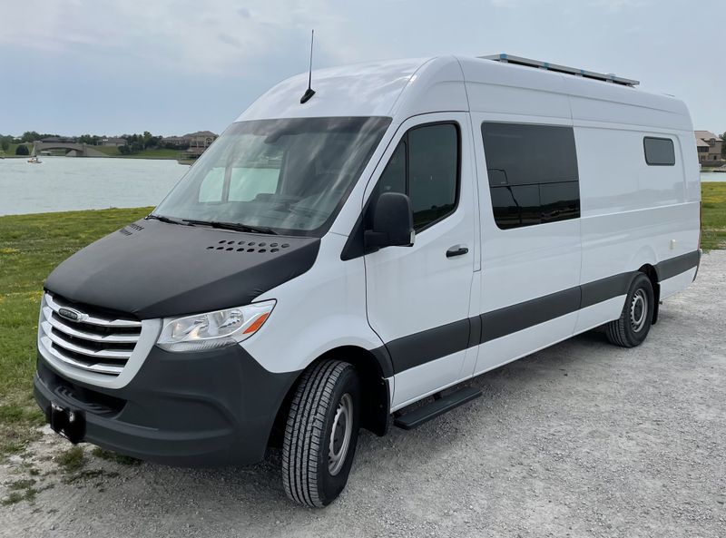 Picture 3/11 of a 2019 Freightliner Sprinter 2500 170 ext for sale in Omaha, Nebraska