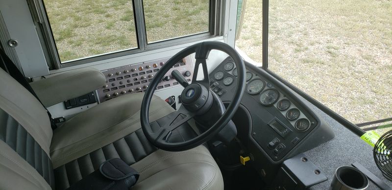 Picture 5/11 of a 2000 Bluebird All American for sale in Santee, South Carolina