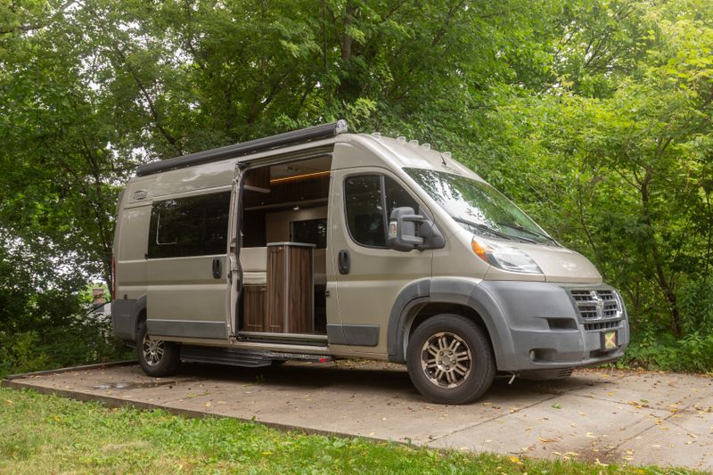 Picture 1/15 of a 2018 Carado Banff Class B Off-Grid OR Shore Power for sale in Zephyrhills, Florida