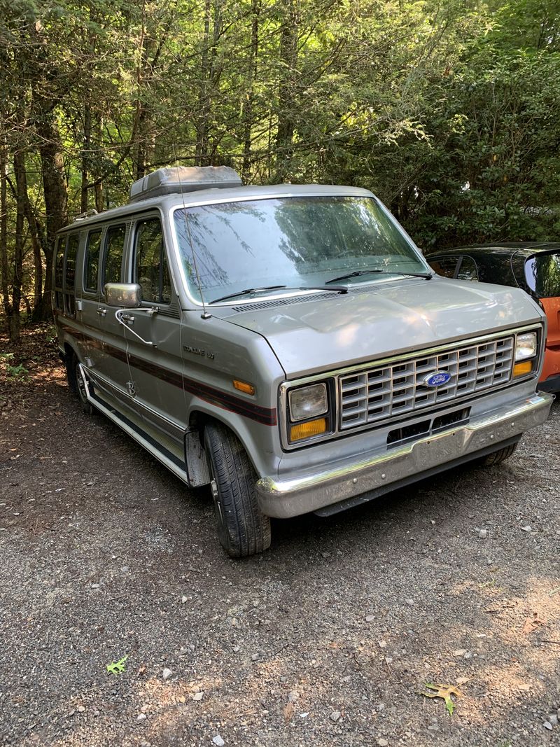 Picture 6/21 of a 1989  Bivouac  E150 Camper Van for sale in Brevard, North Carolina