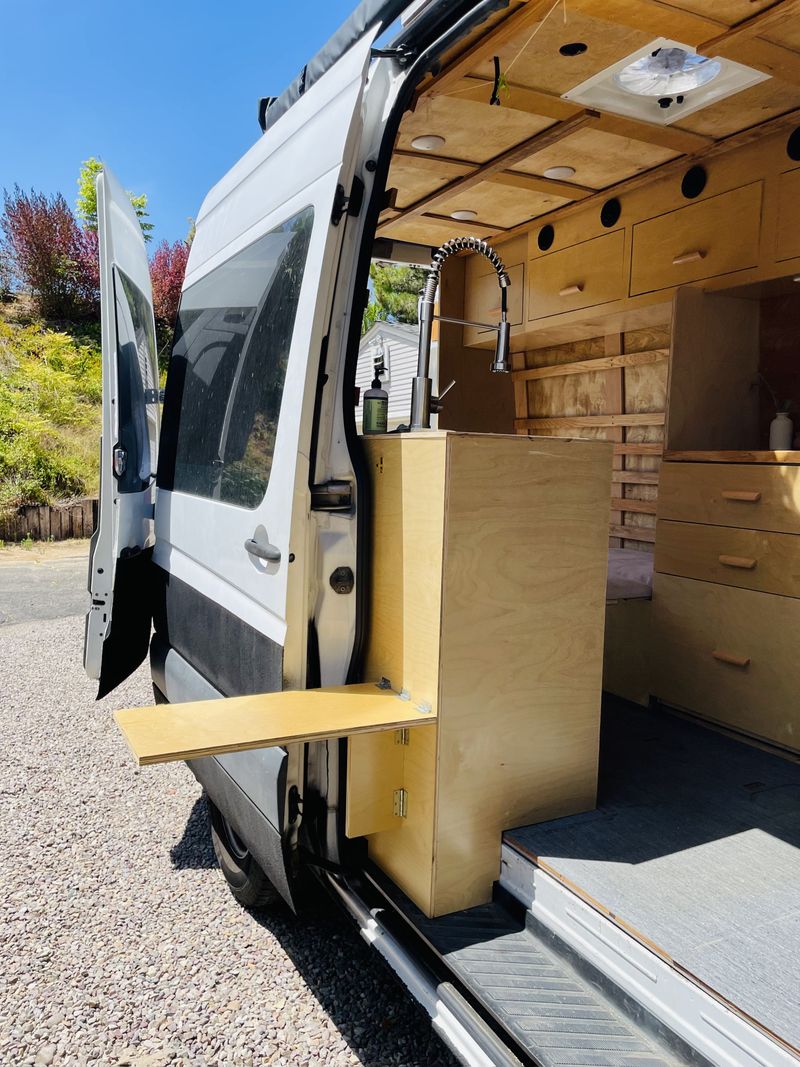 Picture 4/16 of a “Sir Lancelot” the 2007 Dodge Sprinter High Roof for sale in Encinitas, California