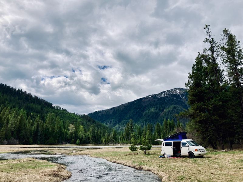 Picture 3/20 of a 2001 VW Eurovan Camper (2.8L V6) for sale in Missoula, Montana