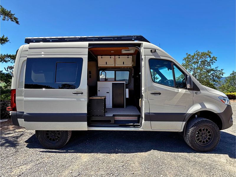 Picture 3/14 of a 2024 Mercedes Sprinter 144 AWD for sale in Hood River, Oregon
