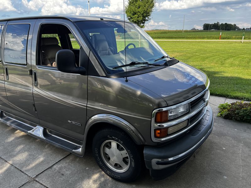 Picture 1/27 of a 2000 Chevy Express 1500 Conversion Van Camper for sale in Muncie, Indiana