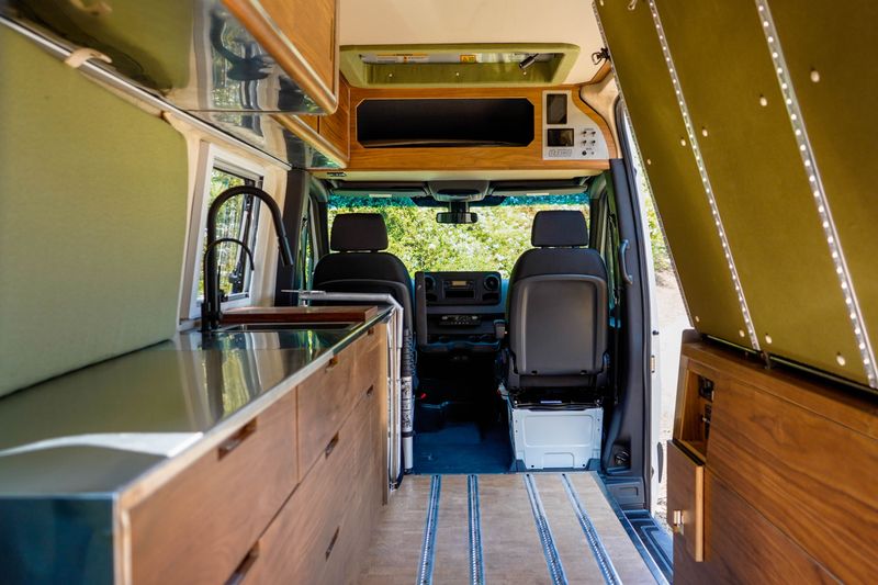 Picture 5/10 of a Mercedes Benz Sprinter Texino Switchback 2.0 Campervan for sale in Los Angeles, California