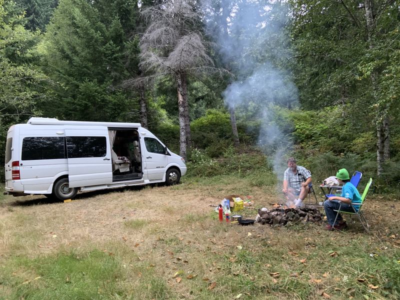 Picture 1/18 of a 2014 Roadtrek Etrek for sale in Corvallis, Oregon