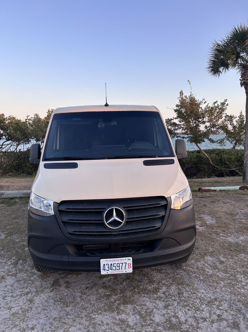 Picture 3/18 of a 2021 Mercedes Sprinter Weekender (or longer) for sale in Palatine, Illinois