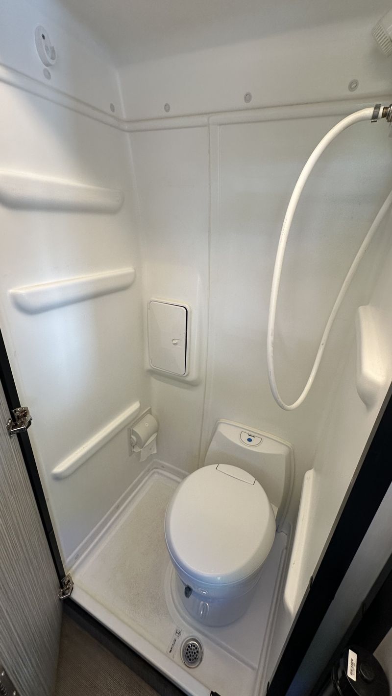 Picture 2/13 of a Winnebago Revel Mercedes Sprinter for sale in Newport News, Virginia