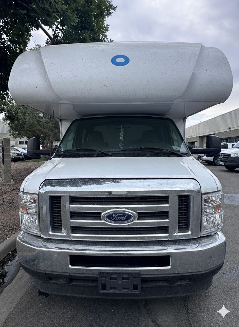 Picture 3/13 of a Ford E-350 Motorhome • L3H2 • Diesel • Fully Equipped for sale in Denver, Colorado