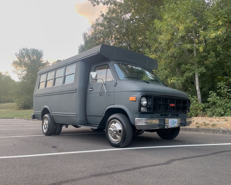 Picture 1/10 of a 1979 GMC G30 Bus for sale in Dundee, Oregon