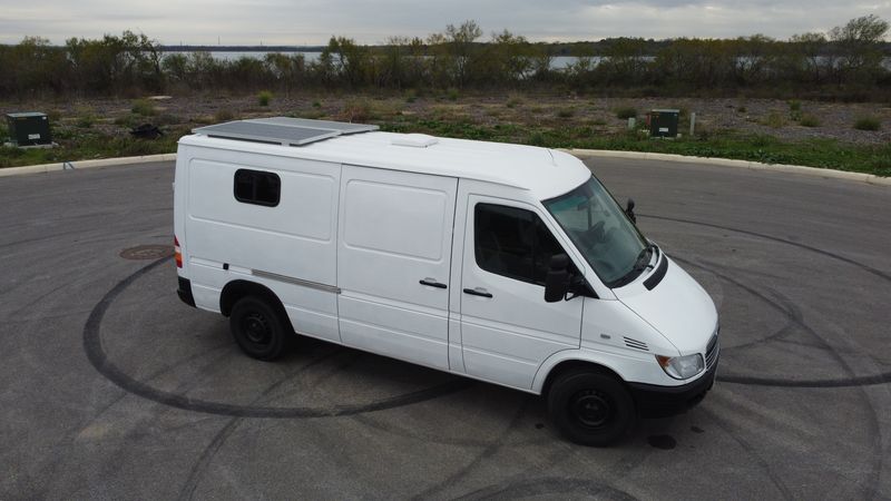 Picture 2/19 of a  2006 Freightliner Sprinter 2500 for sale in San Antonio, Texas