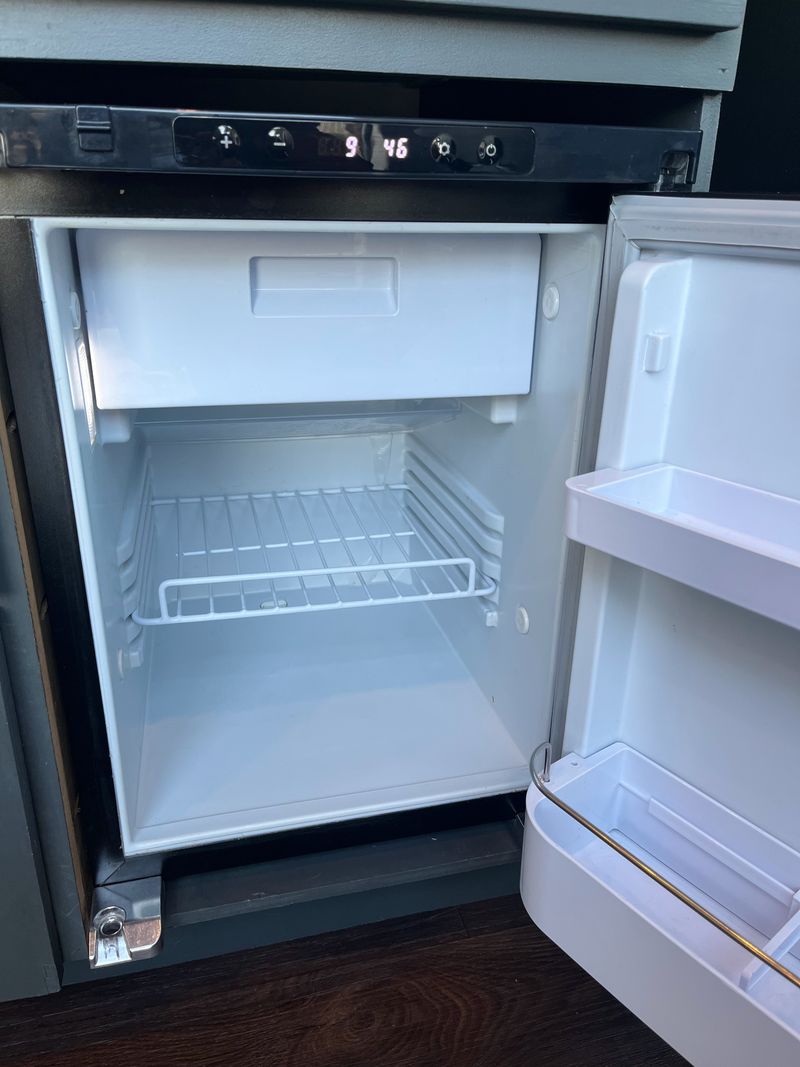 Picture 5/22 of a 2018 RAM ProMaster 1500 for sale in San Diego, California