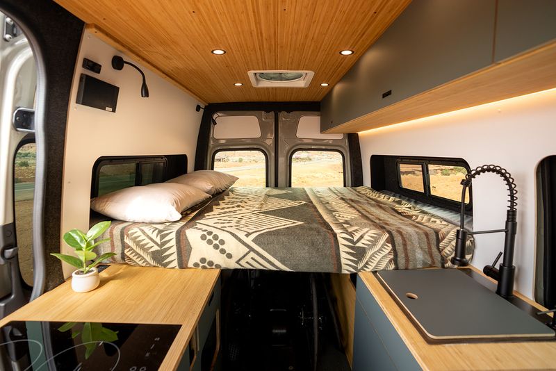 Picture 3/18 of a 2025 Geotrek Convoy Sprinter 144 2WD for sale in Boulder, Colorado