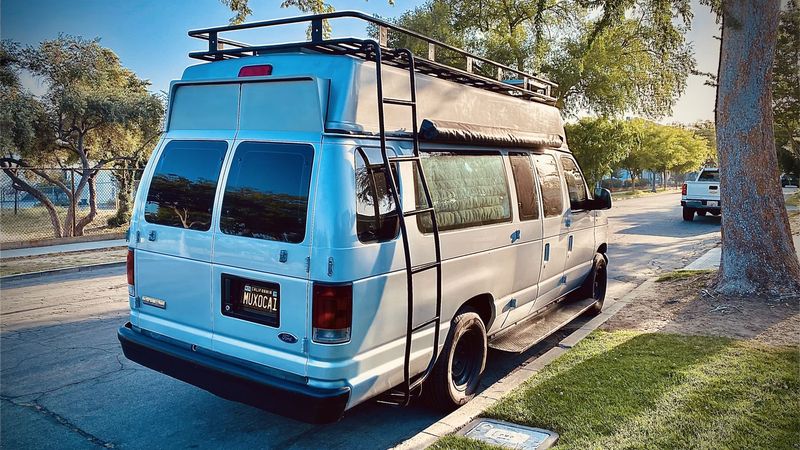 Picture 4/43 of a 2007 Ford E-250 Camper Van for sale in Brookeville, Maryland