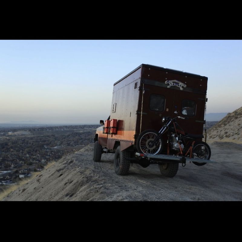 Picture 3/10 of a M1010 4x4 retired military ambulance  for sale in Salt Lake City, Utah