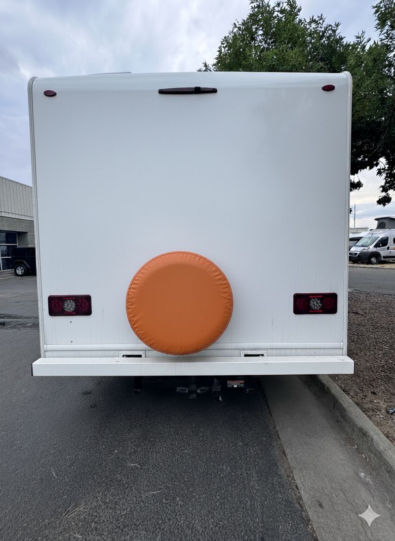 Picture 5/13 of a Ford E-350 Motorhome • Four Winds 22E • 2024 for sale in Las Vegas, Nevada