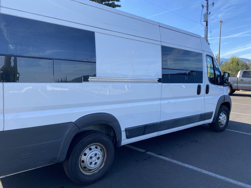 Picture 4/15 of a 2014 Dodge Promaster 3500 extended high roof for sale in Hood River, Oregon