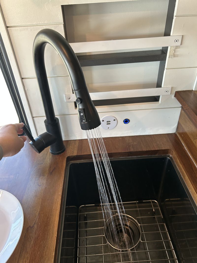 Picture 5/37 of a 🚐 2021 RAM Promaster – Fully Turn-Key, Recently Refreshed for sale in Santa Monica, California