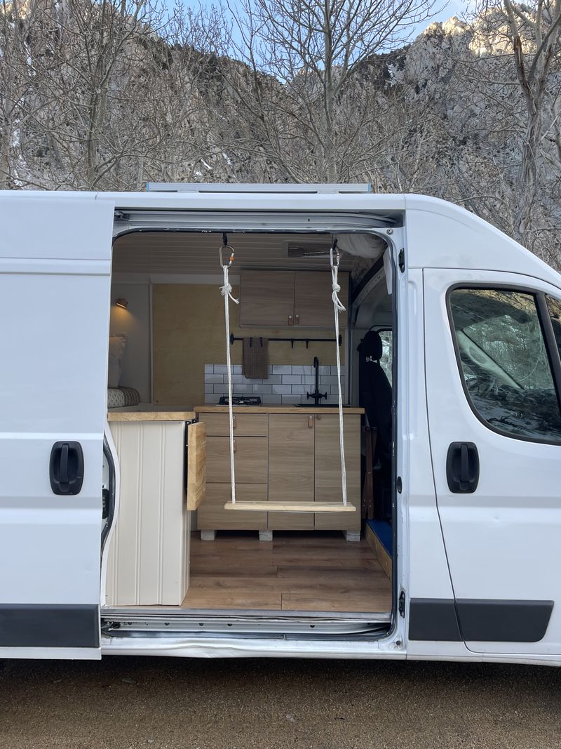 Picture 3/19 of a 2018 Promaster 2500  for sale in Bishop, California