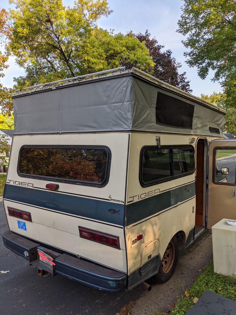 Picture 2/6 of a 1990 Tiger Provan - Chevy Astro Conversion for sale in Hopkins, Minnesota