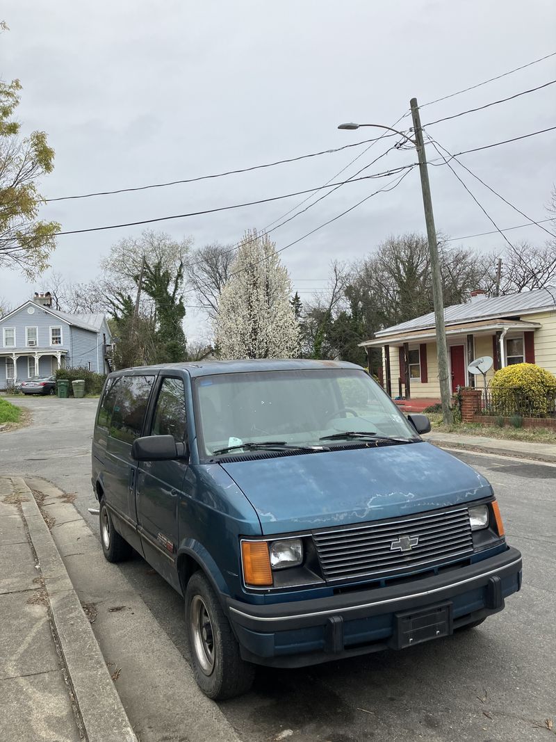 Picture 4/10 of a 1994 Chevy Astro Van AWD 4.3 for sale in Richmond, Virginia