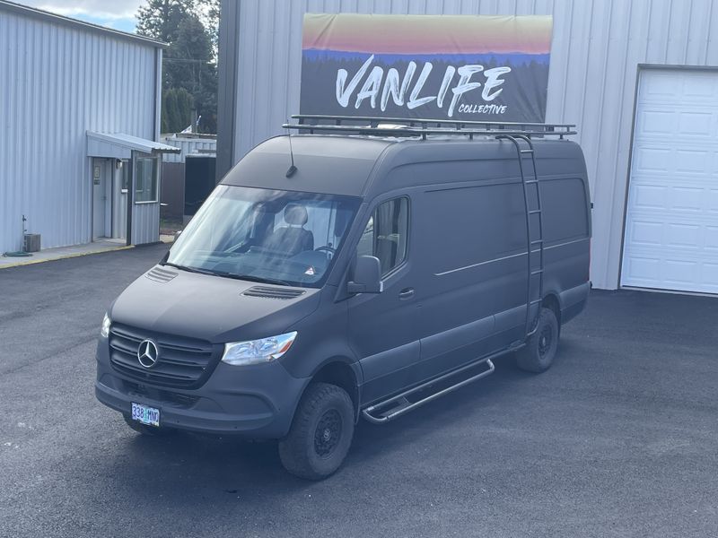 Picture 1/18 of a 2020 Sprinter 2500 170 4x4 for sale in Hood River, Oregon
