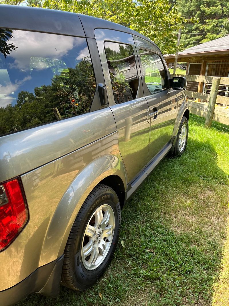 Picture 3/10 of a 2008 Honda Element EX 4WD for sale in Port Deposit, Maryland