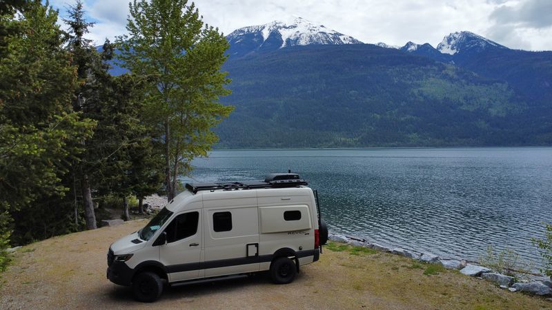 Picture 1/27 of a 2022 Winnebago Revel for sale in Spokane, Washington