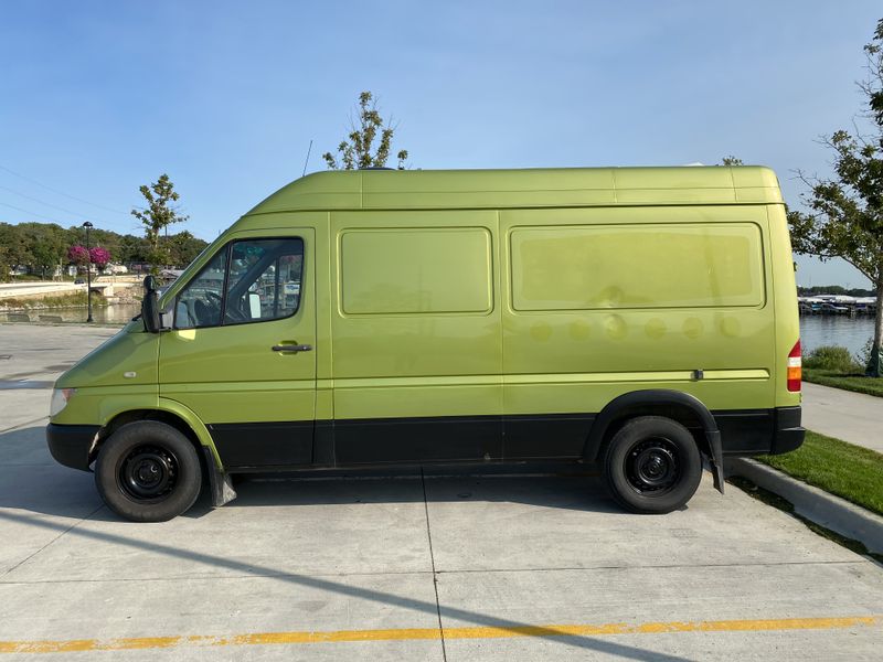 Picture 3/40 of a Dodge Sprinter *Mercedes Diesel Low Miles* for sale in Estherville, Iowa