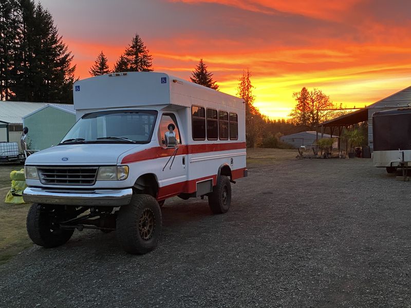 Picture 5/6 of a 1994 4X4 E350 DIESEL SHORT BUS , CLEAN TITLE, 177k for sale in Eagle Creek, Oregon