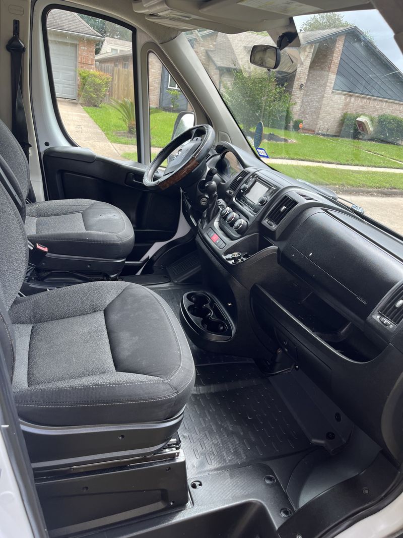 Picture 4/12 of a 2017 Ram ProMaster 3500 camper van for sale in Houston, Texas