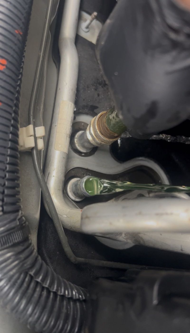 Picture 4/33 of a 2012 Nissan pathfinder with rooftop tent camper for sale in Atlanta, Georgia