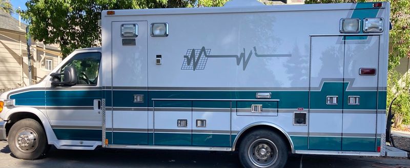 Picture 4/43 of a Ambulance Conversion 2005 Ford E-450 Super Duty 6L V8 Diesel for sale in Frederick, Maryland