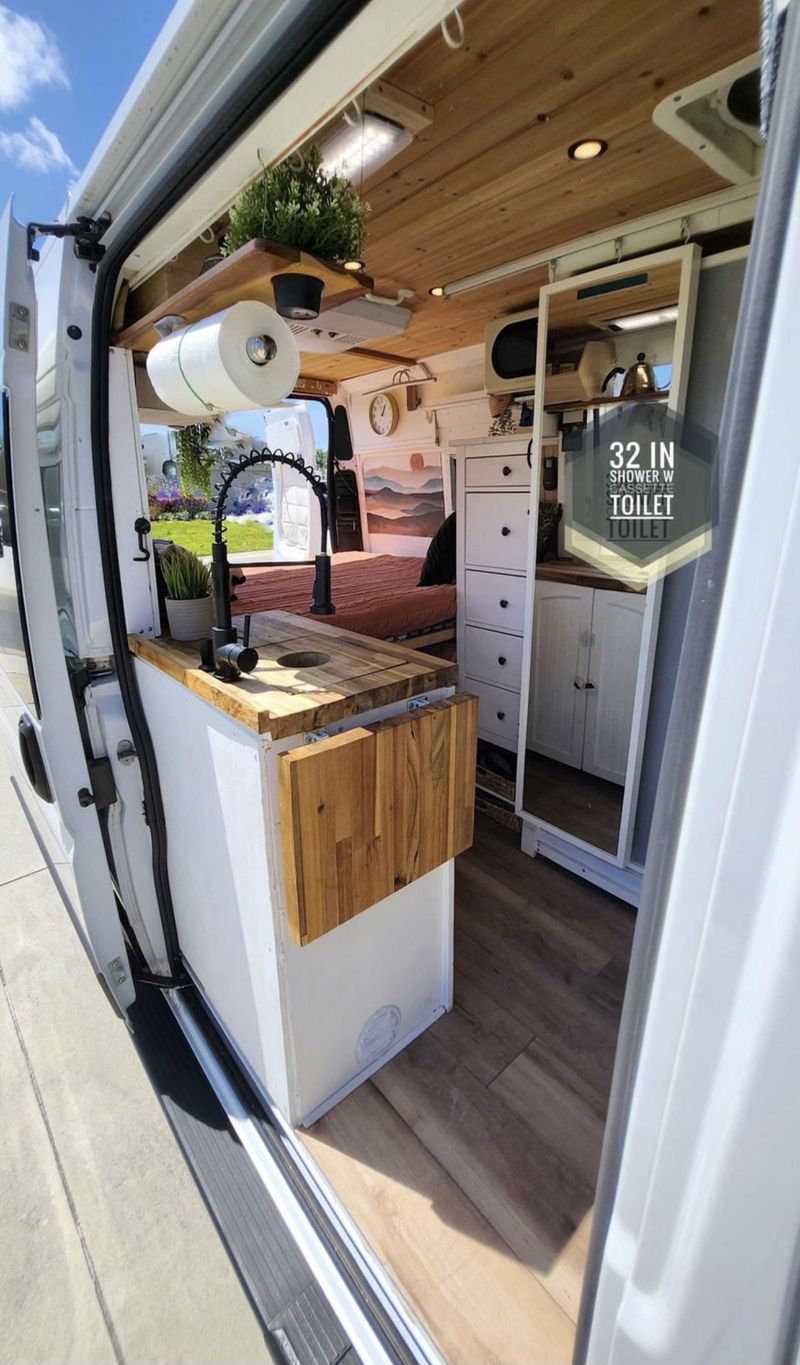 Picture 5/15 of a 2021 Ram Promaster for sale in Nashville, Tennessee