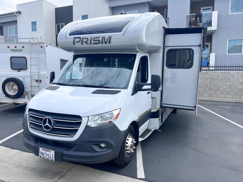 Picture 2/26 of a 2023 Coachmen Prism Select 24FSS for sale in Fountain Valley, California