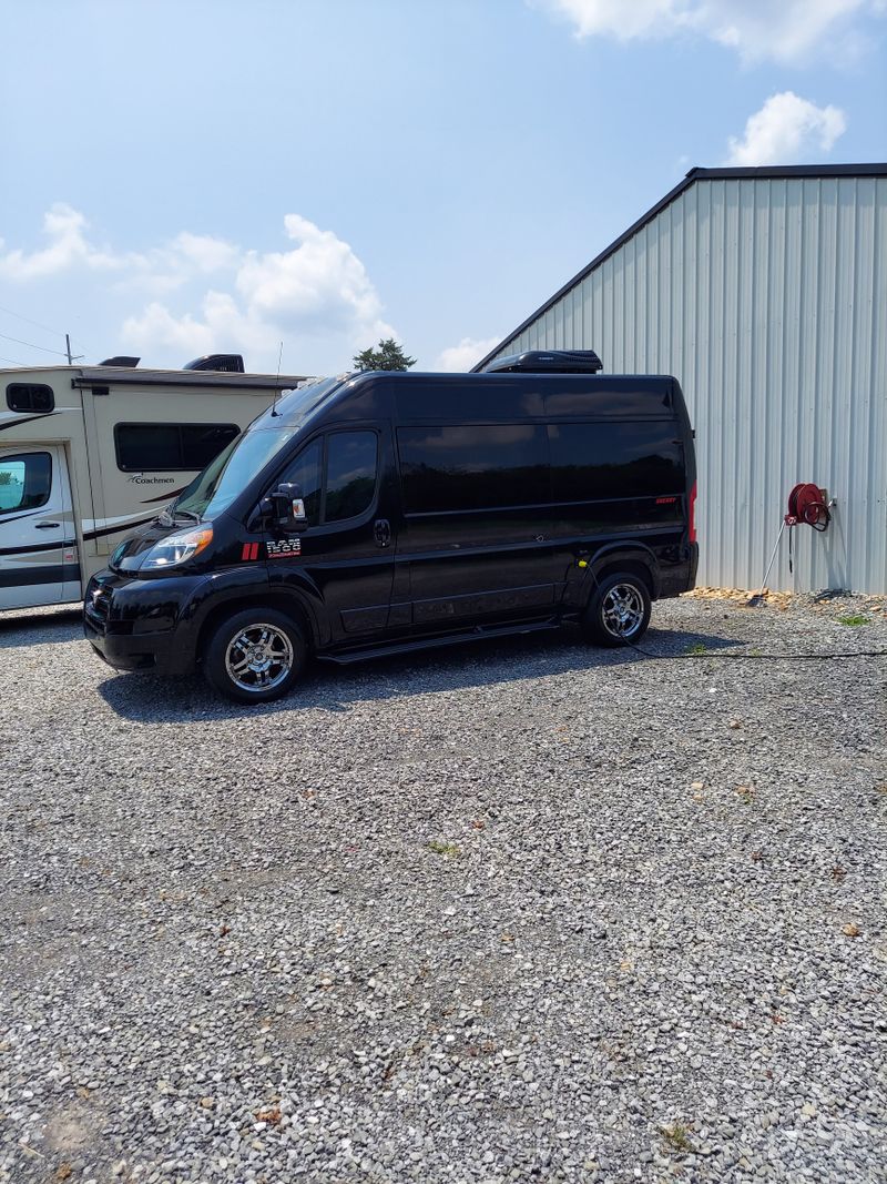 Picture 2/23 of a 2014 Dodge Ram Promaster Campervan for sale in Cleveland, Tennessee
