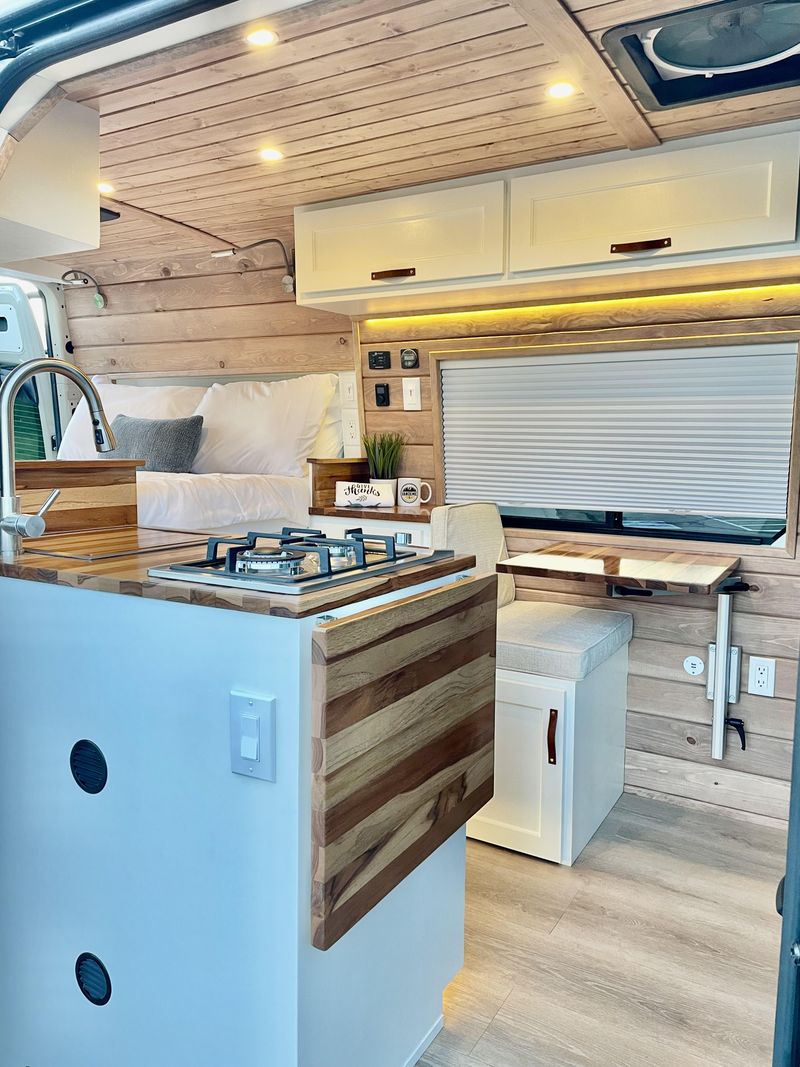 Picture 3/21 of a 2022 Vandemic 4×4 144 Home on Wheels Sprinter for sale in Wheat Ridge, Colorado