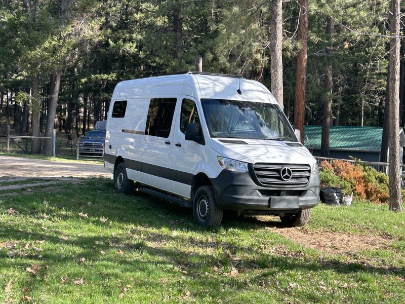 Picture 2/11 of a 2020 Mercedes Sprinter 4x4 High Roof 170 for sale in Phoenix, Arizona