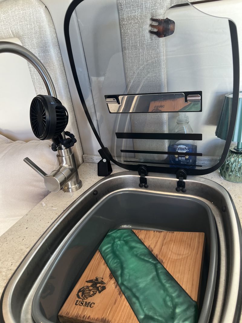 Picture 2/17 of a 2020 Entegra Ethos twin bed rear bath for sale in Leesburg, Florida